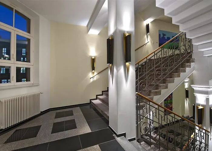 Hotel Ostbahnhof Berlim