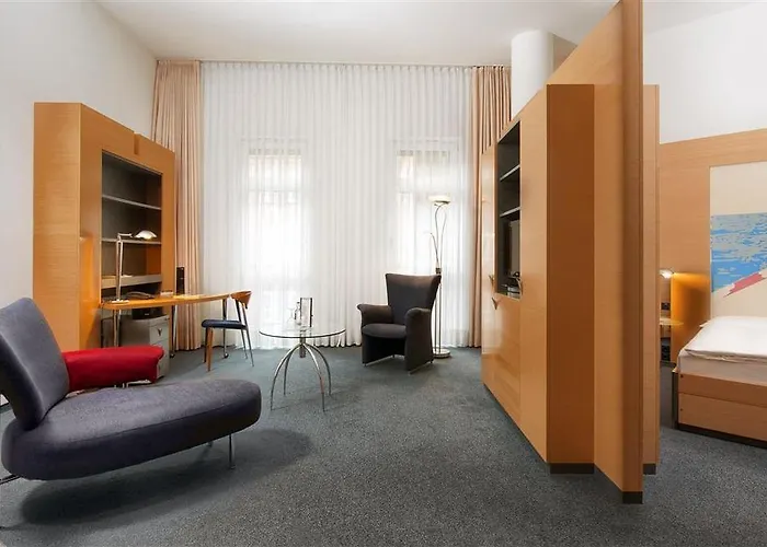 Ostbahnhof 4* Berlim