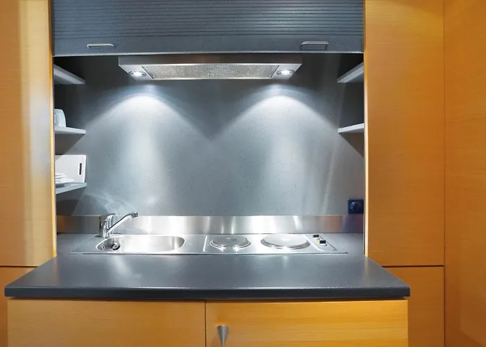 Hotel Ostbahnhof Berlim