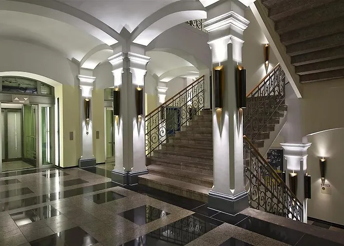 ホテル Ostbahnhof 4*