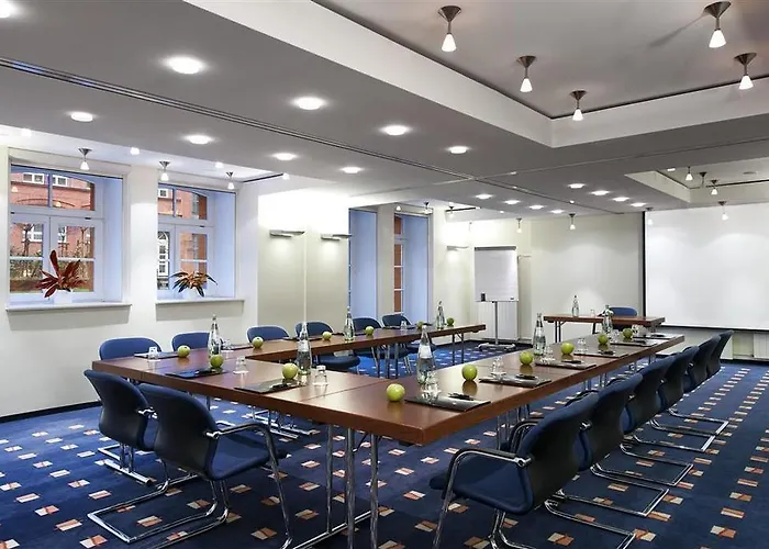 Ostbahnhof 4* ベルリン