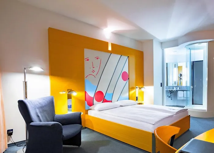 Otel Ostbahnhof 4*