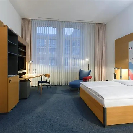 Ostbahnhof برلين